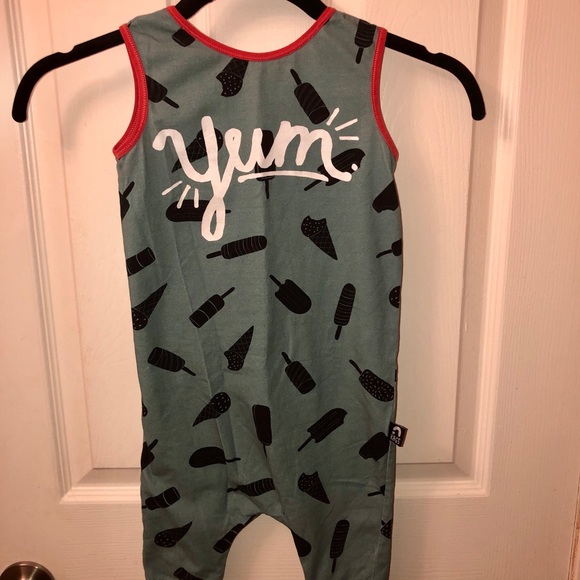 Rags to Raches 3/4 Bandle - Picture 2 of 5